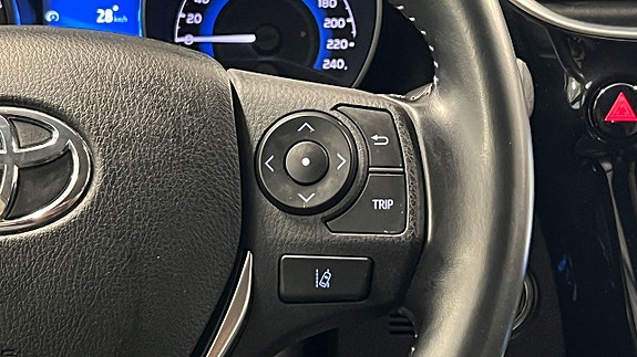 Toyota Auris 22 of 23