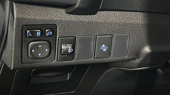 Toyota Auris 17 of 23