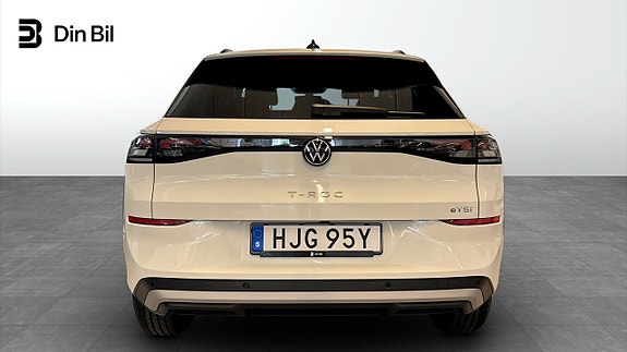 Volkswagen T-Roc 5 of 13