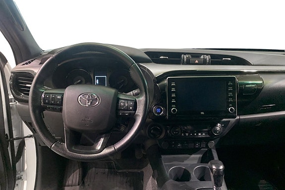 Toyota HiLux 6 of 12