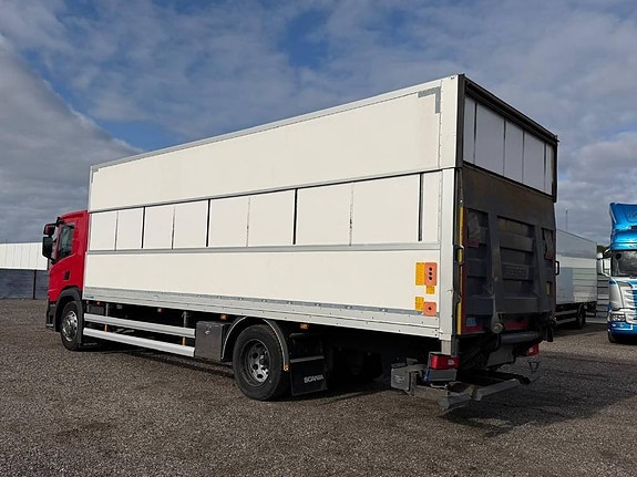 Scania P220B4X2NB Serie 4001 3 of 17