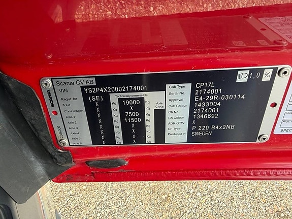 Scania P220B4X2NB Serie 4001 14 of 17