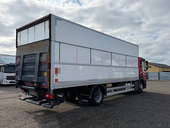 Scania P220B4X2NB Serie 4001 6 of 17