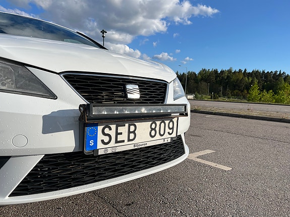 Seat Ibiza 4 of 9