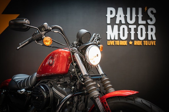 Harley-Davidson Sportster Iron 883 (XL883N) 10 of 18