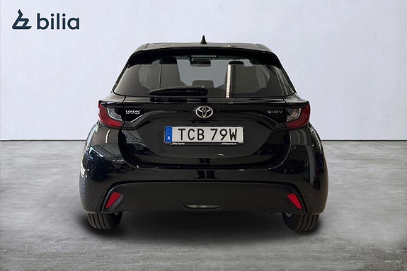 Toyota Yaris 5 of 21