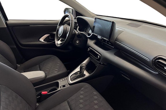 Toyota Yaris 7 of 21