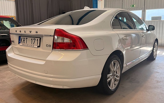 Volvo S80 4 of 11