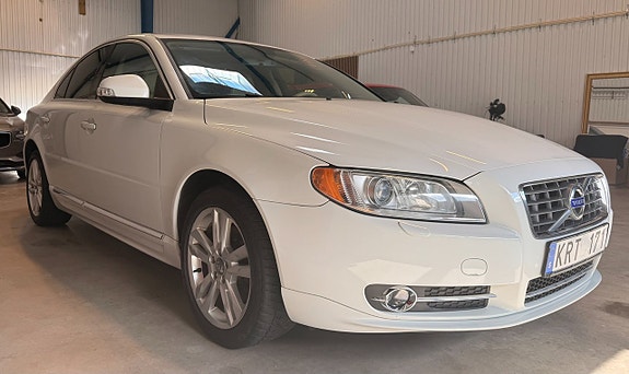 Volvo S80 5 of 11
