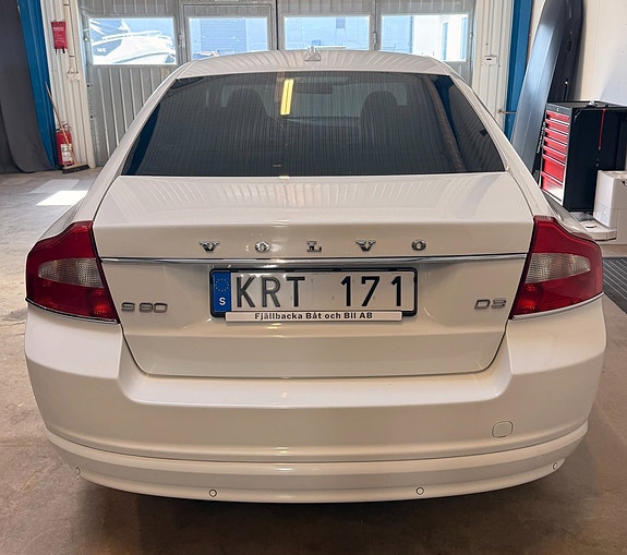 Volvo S80 3 of 11