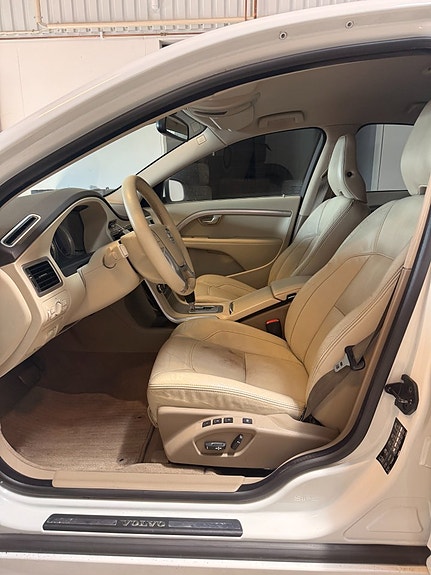 Volvo S80 7 of 11