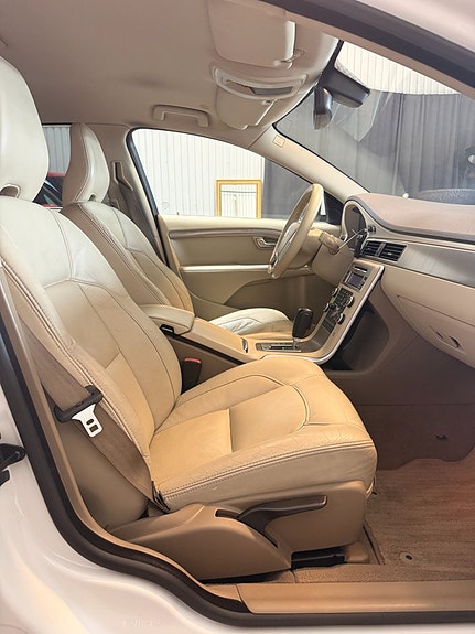 Volvo S80 8 of 11