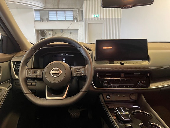 Nissan X-Trail 10 of 14