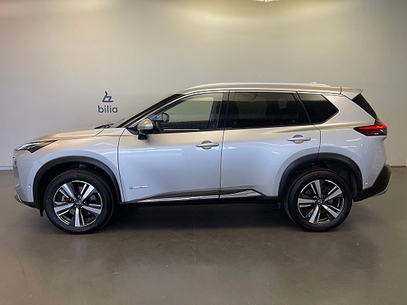 Nissan X-Trail 2 of 14