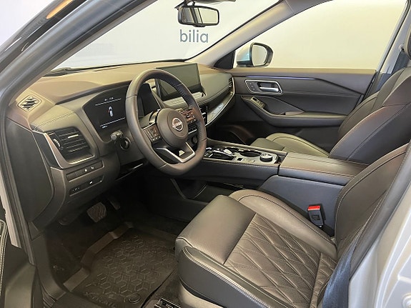 Nissan X-Trail 9 of 14