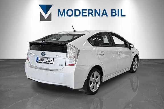 Toyota Prius+ 5 of 19