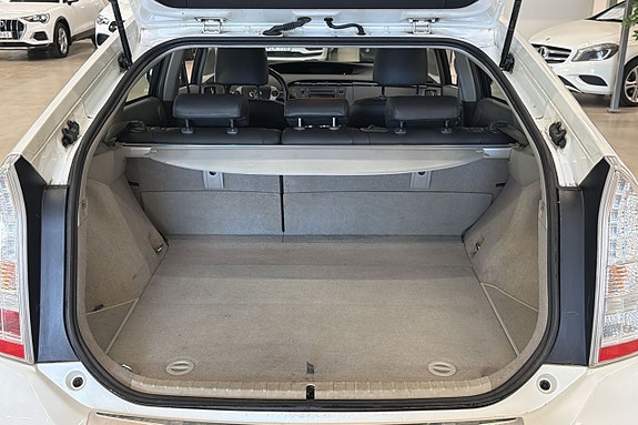 Toyota Prius+ 18 of 19