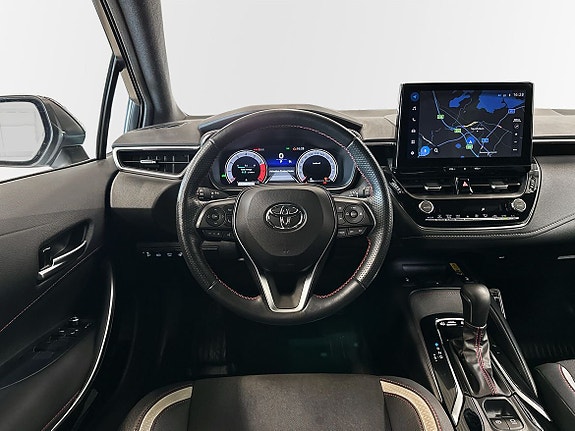 Toyota Corolla 10 of 12