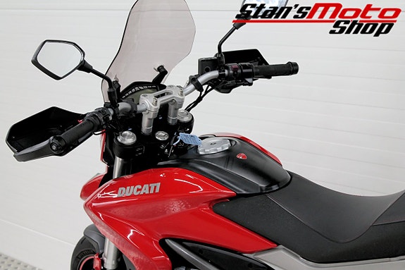 Ducati Hyperstrada 939 ABS 15 of 17