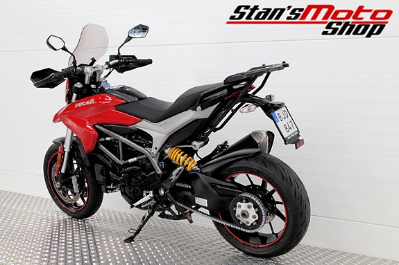 Ducati Hyperstrada 939 ABS 9 of 17