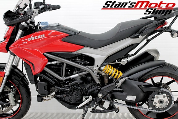 Ducati Hyperstrada 939 ABS 13 of 17