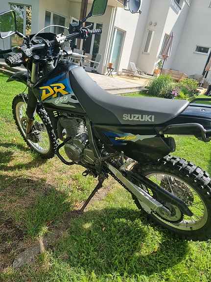 Suzuki DR650SE 4 of 9