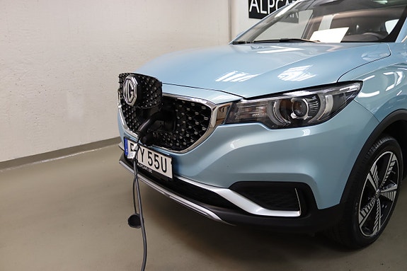MG ZS 3 of 24