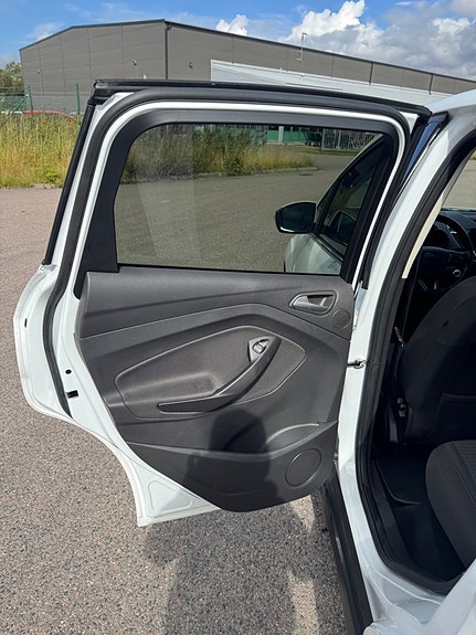 Ford C-Max 18 of 19