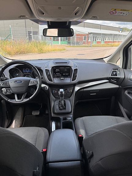 Ford C-Max 17 of 19