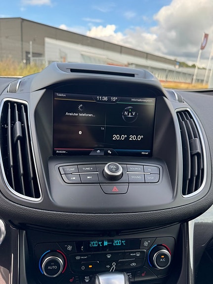 Ford C-Max 13 of 19