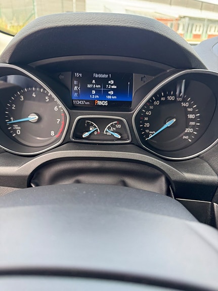 Ford C-Max 16 of 19