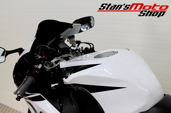 Honda Powersports CBR1000RR Yoshimura 15 of 17