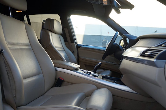BMW X5 11 of 21