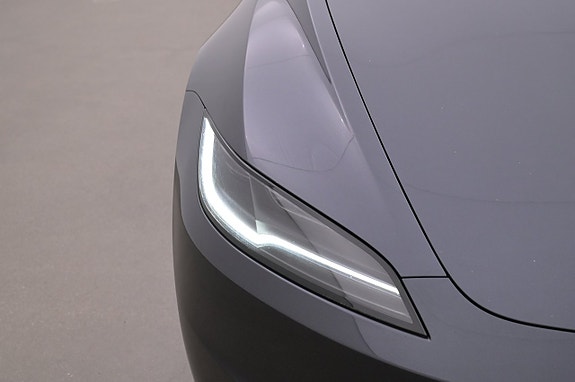 Tesla Model 3 26 of 27
