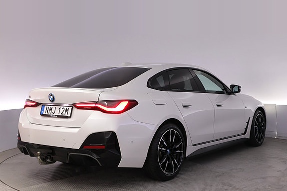 BMW i4 5 of 27