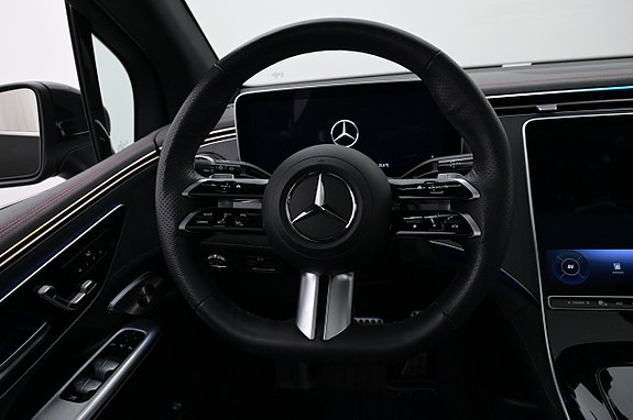 Mercedes-Benz EQE SUV 7 of 27