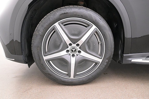 Mercedes-Benz EQE SUV 27 of 27
