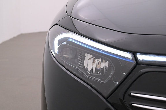 Mercedes-Benz EQA300 25 of 27