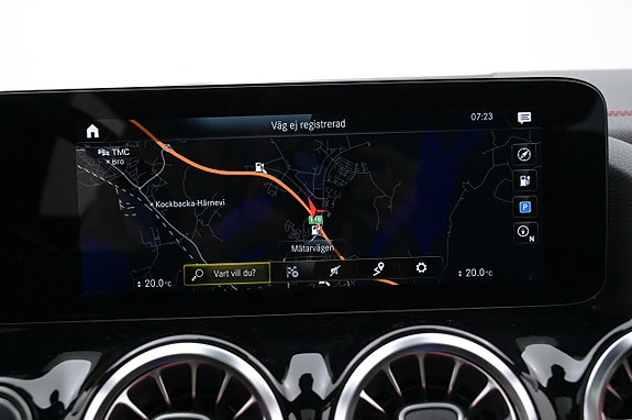 Mercedes-Benz EQA300 12 of 27