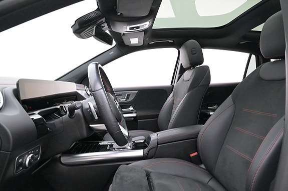 Mercedes-Benz EQA300 9 of 27