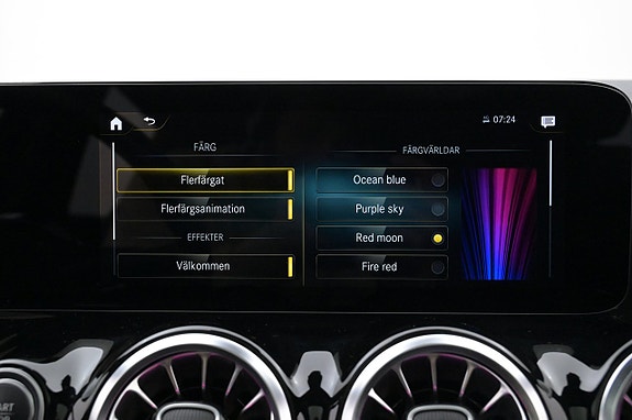 Mercedes-Benz EQA300 14 of 27