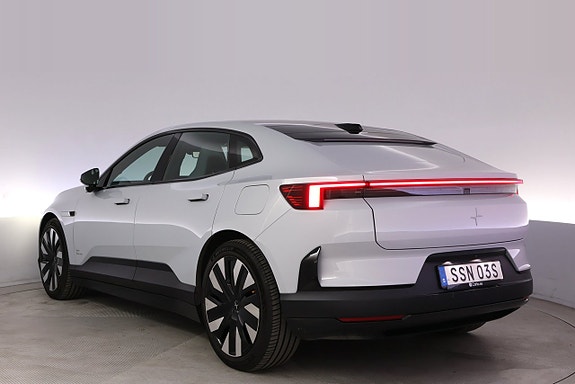 Polestar 4 4 of 27