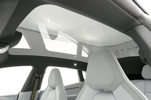 Polestar 4 24 of 27