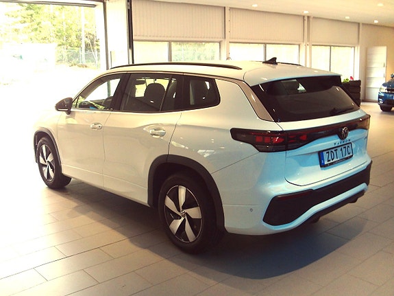 Volkswagen Tayron 3 of 4