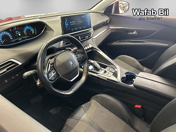 Peugeot 3008 8 of 13