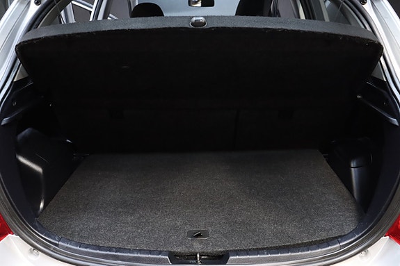 Toyota Yaris 15 of 26