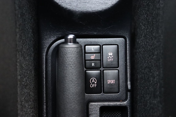 Toyota Yaris 22 of 26
