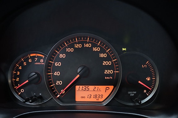 Toyota Yaris 26 of 26