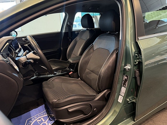 Kia Ceed 10 of 30