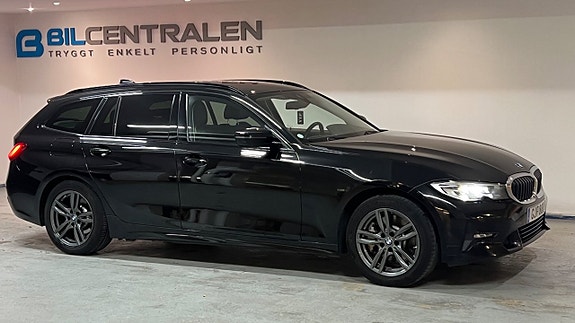 BMW 330e 2 of 23